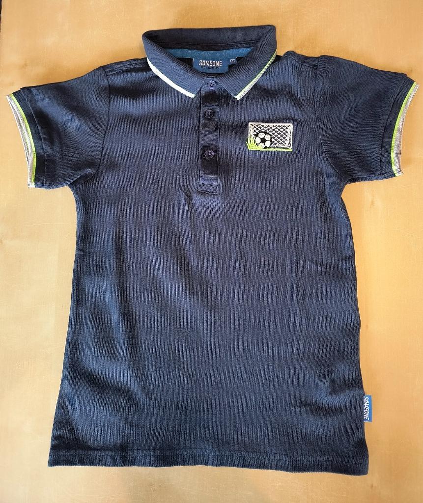 Mooie donkerblauwe polo voetbal Someone, maat 122, Kinderen en Baby's, Ophalen of Verzenden, Zo goed als nieuw, Someone, Shirt of Longsleeve