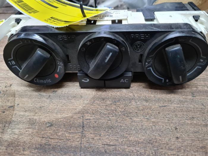 Kachel Bedieningspaneel van een Volkswagen Polo, Ophalen of Verzenden, 3 maanden garantie, Gebruikt, Volkswagen