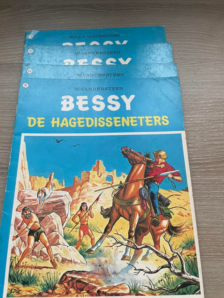 Strips Bessy 4 stuks, Boeken, Ophalen of Verzenden, Gelezen
