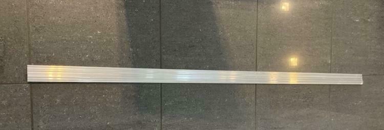 Profiel voor trap in laminaat, quick step, 213,5cm, Doe-het-zelf en Bouw, Ophalen, Nieuw