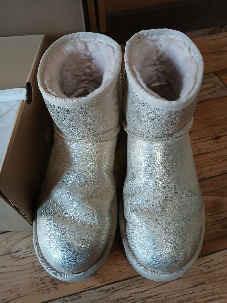 Ugg maat 40, Ophalen of Verzenden, Zo goed als nieuw
