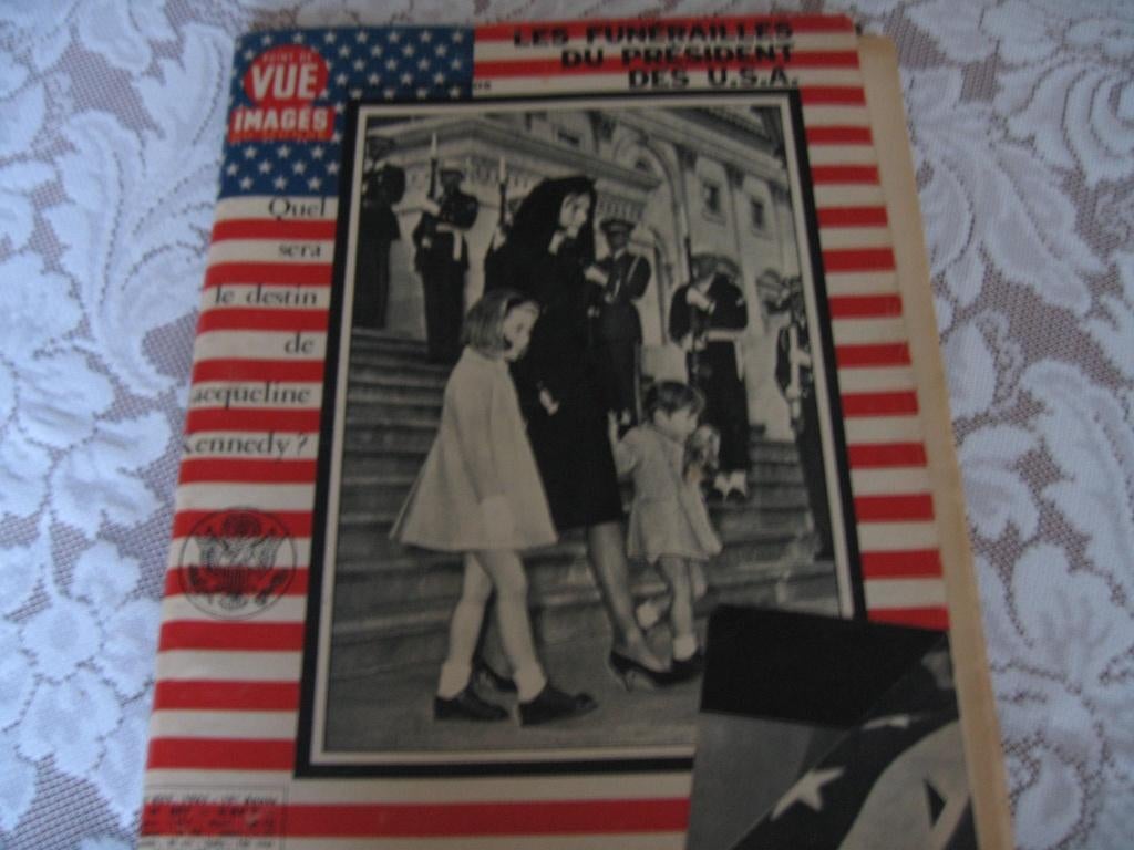 Begrafenis President Kennedy, Verzamelen, Ophalen of Verzenden, 1960 tot 1980, Tijdschrift