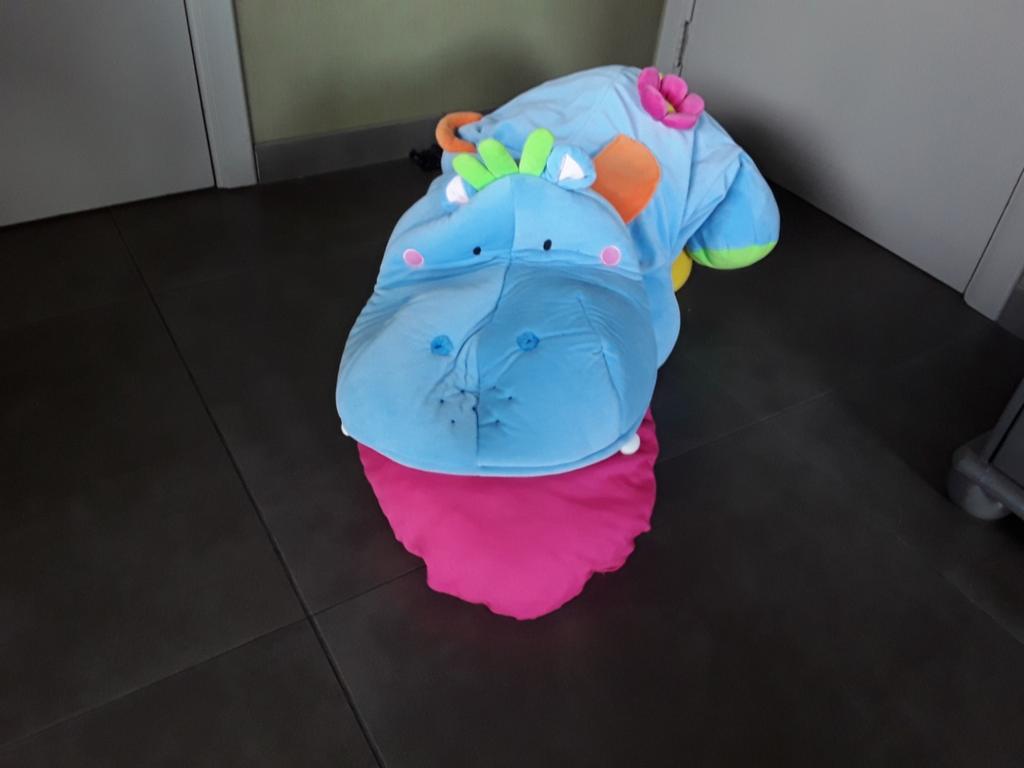 Knuffeldier.(Lilliputiens) met spiegeltje en geluidjes., Ophalen, Zo goed als nieuw