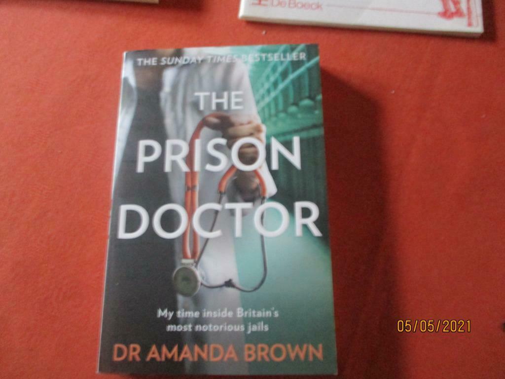 "THE PRISON DOCTOR". Dr. AMANDA BROWN., Ophalen of Verzenden, Zo goed als nieuw, Eén auteur