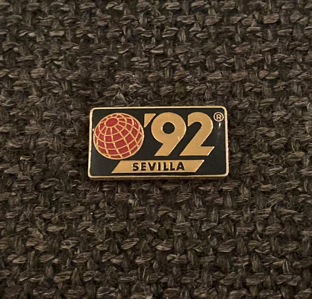 PIN - WERELDTENTOONSTELLING SEVILLA 1992 - EXPO '92, Collections, Broches, Pins & Badges, Envoi, Utilisé, Autres sujets/thèmes
