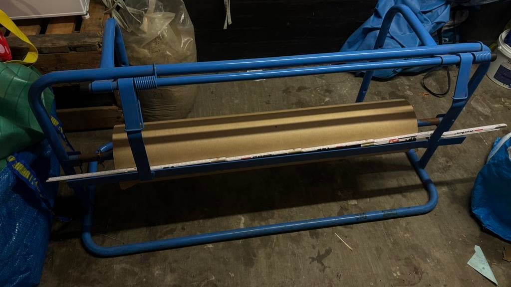 Inpakpapier met houder, Ophalen, Gebruikt