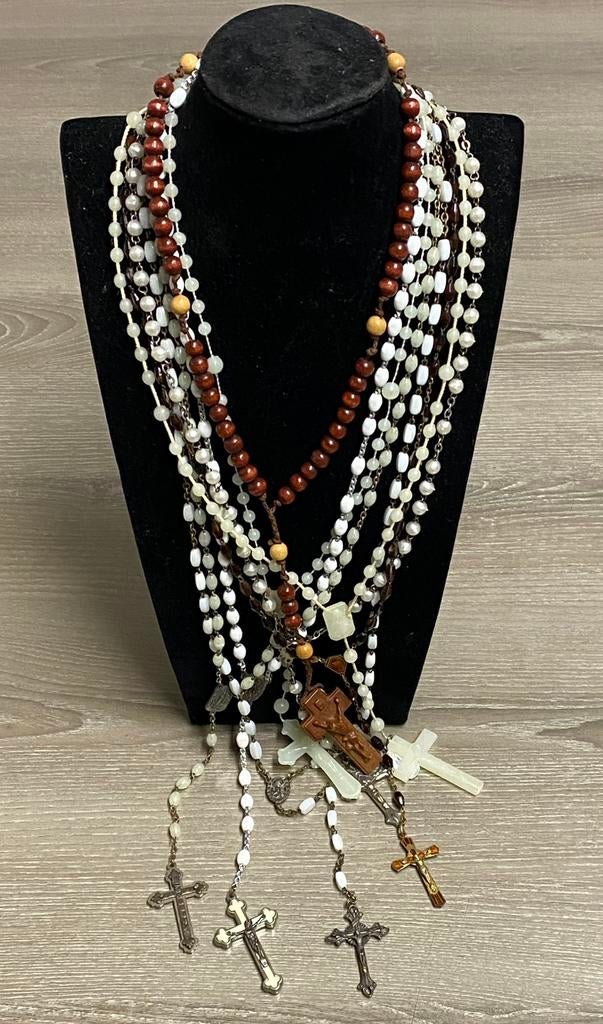Lot de 8 chapelets vintages , prix: 35€, Enlèvement ou Envoi