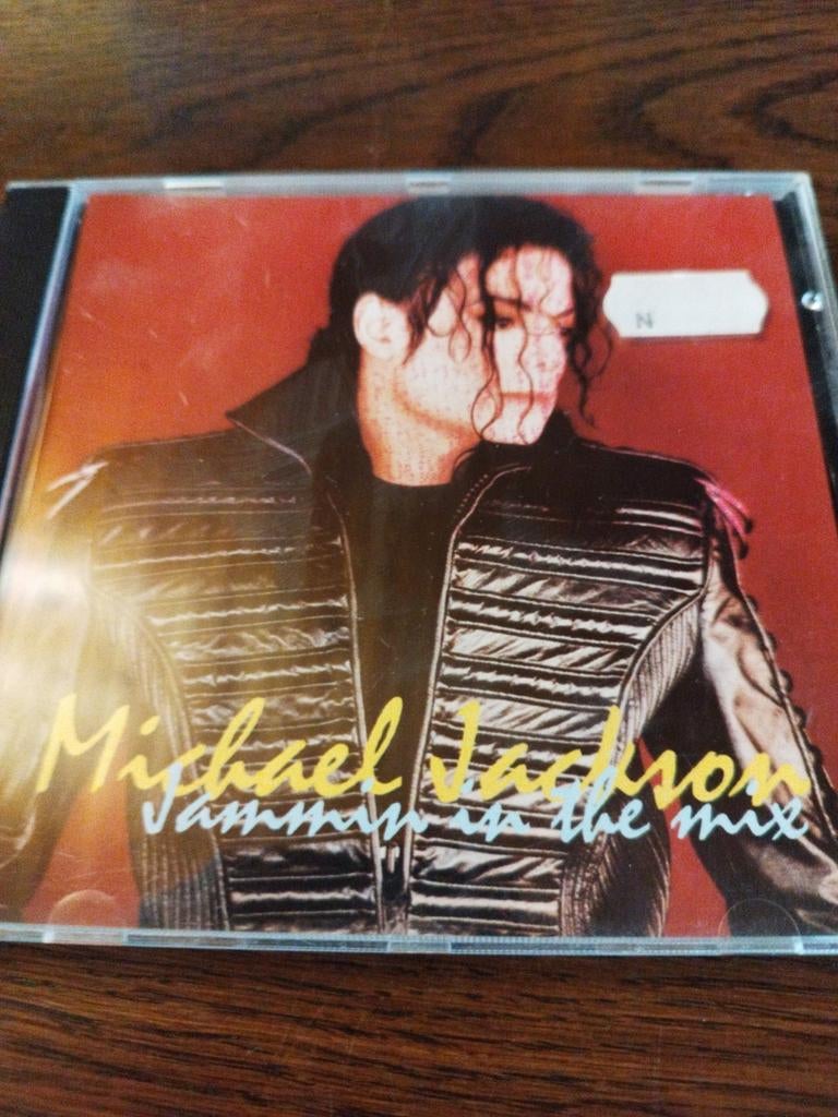Michael Jackson cd, Ophalen