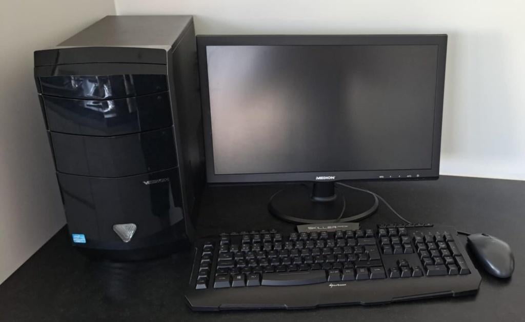Lot computers (alles apart verkrijgbaar), Computers en Software, Desktop Pc's, Met monitor, HDD, Ophalen of Verzenden, Zo goed als nieuw
