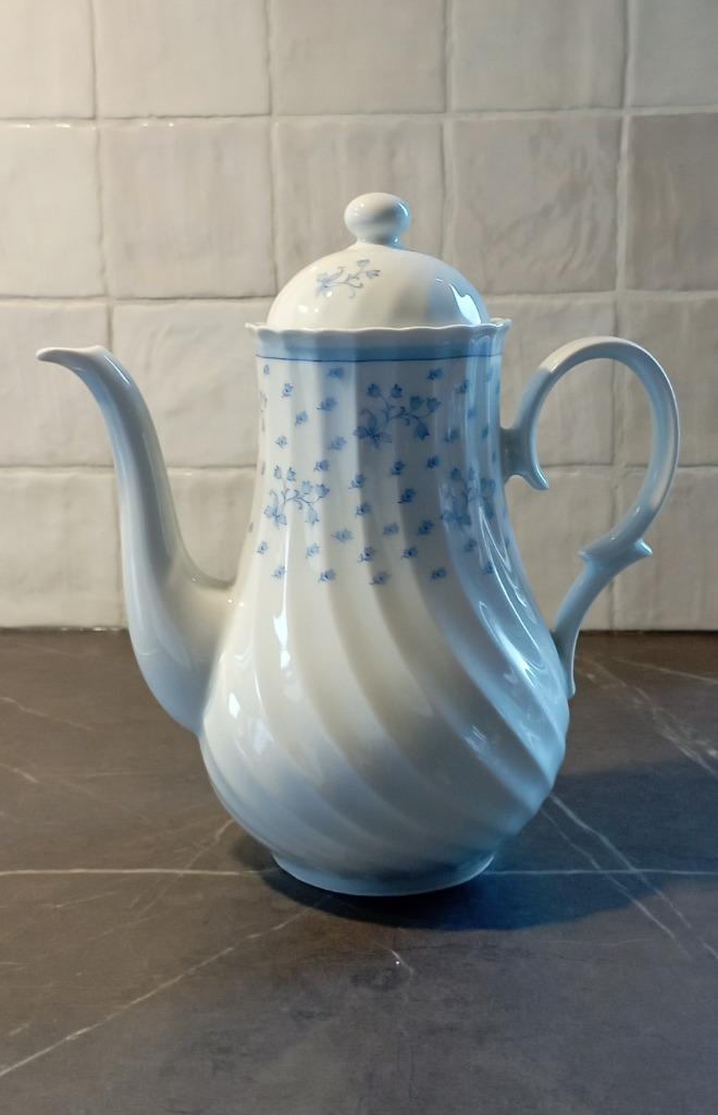 Cafetière en porcelaine de Bavière Schirnding, Enlèvement