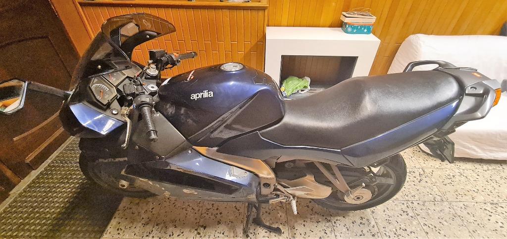 Aprilia RST 1000 Futura, Motoren, 2 cilinders, Motorrijbewijs A, Particulier, Meer dan 35 kW