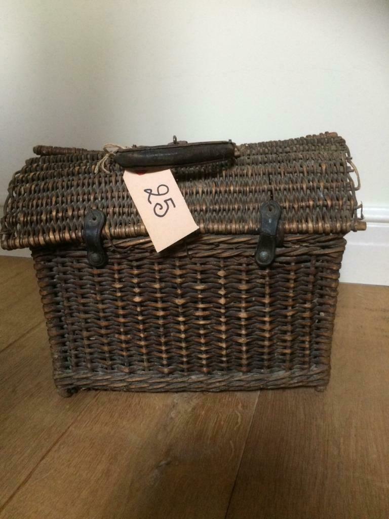 Oud mandje in riet, Ophalen of Verzenden