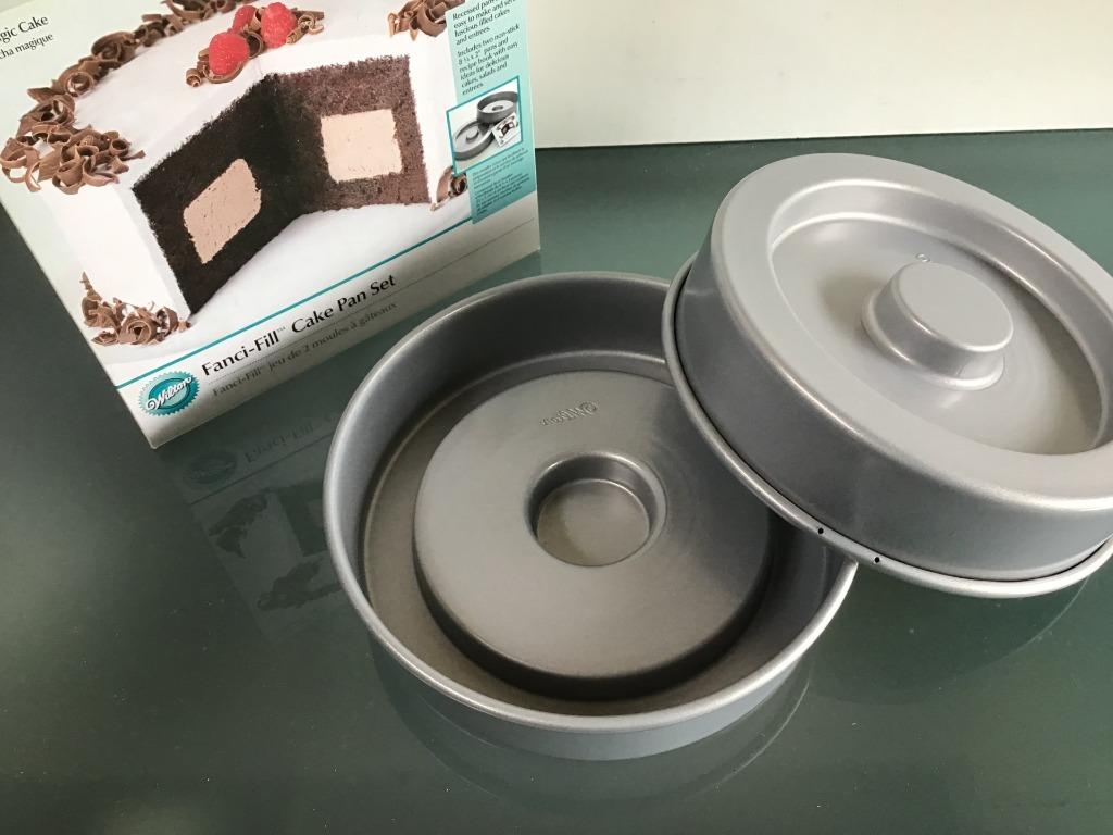 Gratis Verzenden | Wilton Fanci-Fill Cake Pan Set- Nieuw!, Hobby en Vrije tijd, Taarten en Cupcakes maken, Nieuw, Bakvorm, Taarten