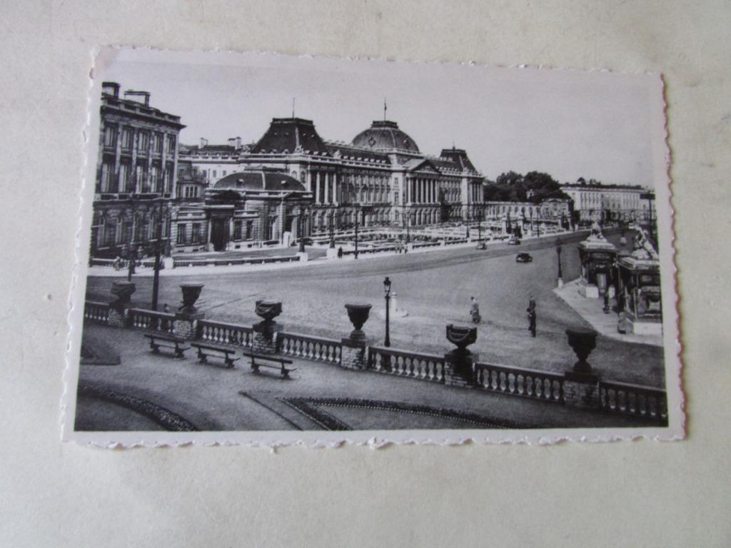 BRUXELLES. PALAIS ROYAL, CARTE POSTALE ANCIENNE, Collections, Envoi, 1940 à 1960, Non affranchie, Bruxelles (Capitale)
