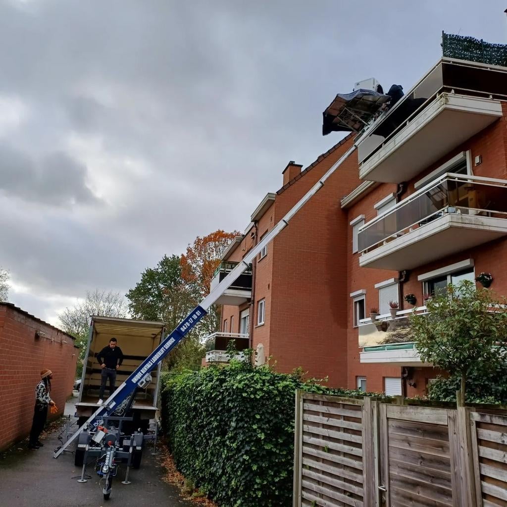 VERHUISLIFT + VERHUIZER | VERHUISWAGEN + BESTUURDER TE HUUR