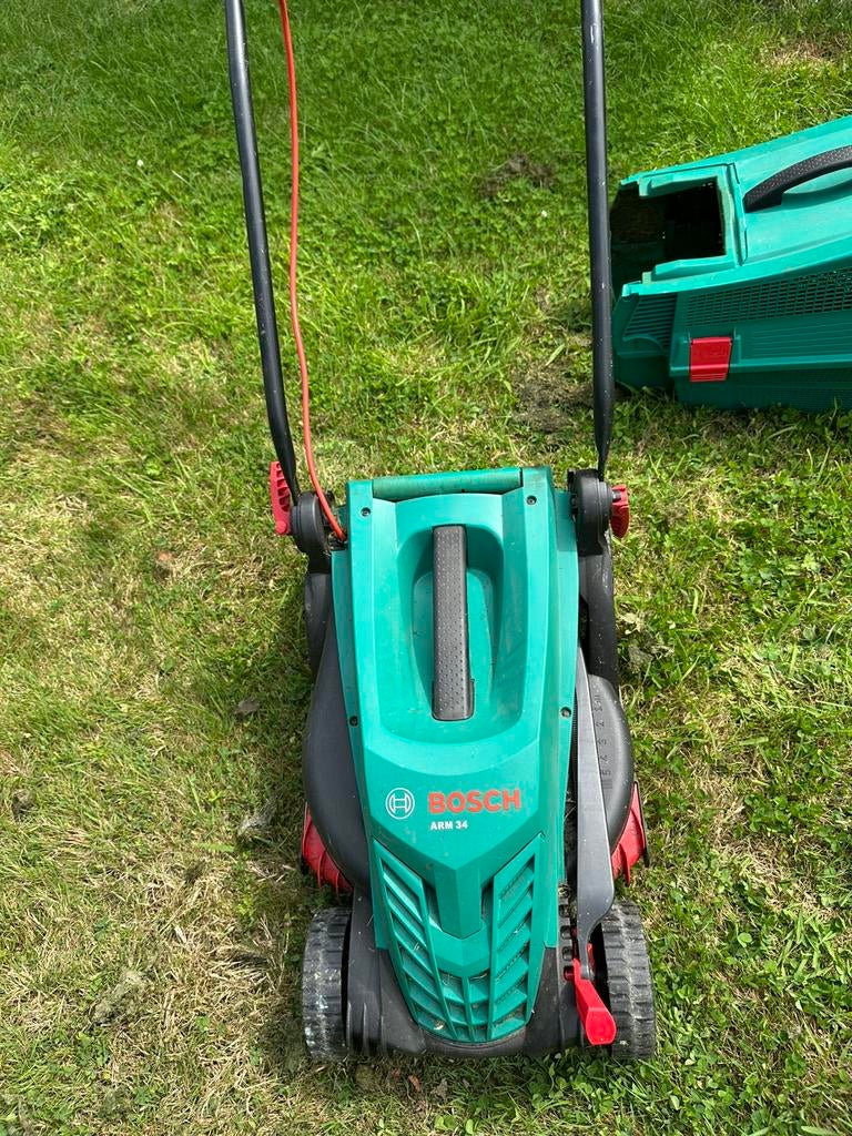 Bosch ARM 34 grasmaaier, Tuin en Terras, Grasmaaiers, Ophalen, Zo goed als nieuw