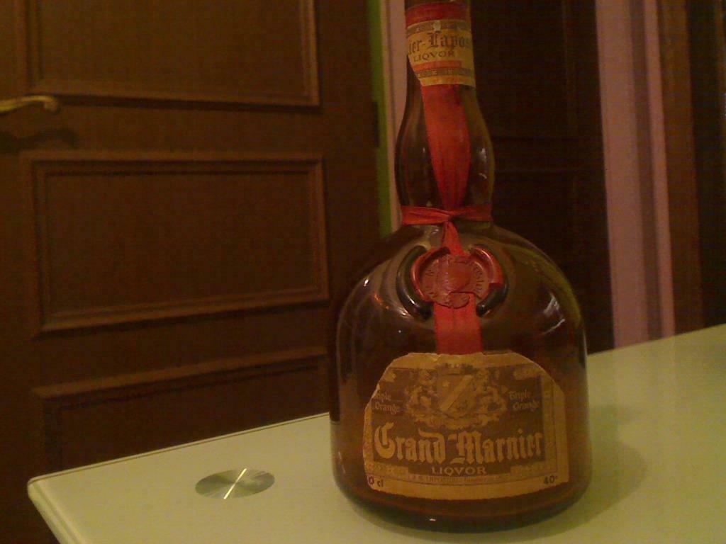 Oude fles Grand Marnier (LEG), Ophalen of Verzenden