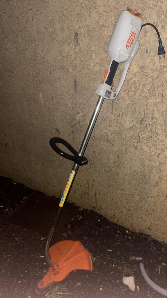 Debrouissaleur Stihl, Enlèvement, Comme neuf, Électrique, Stihl