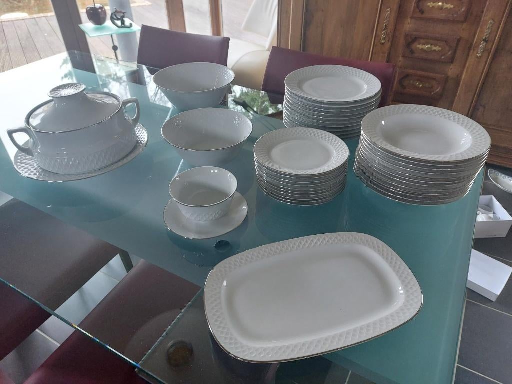 Vaisselle, Maison & Meubles, Cuisine | Vaisselle, Comme neuf, Enlèvement, Porcelaine, Uni