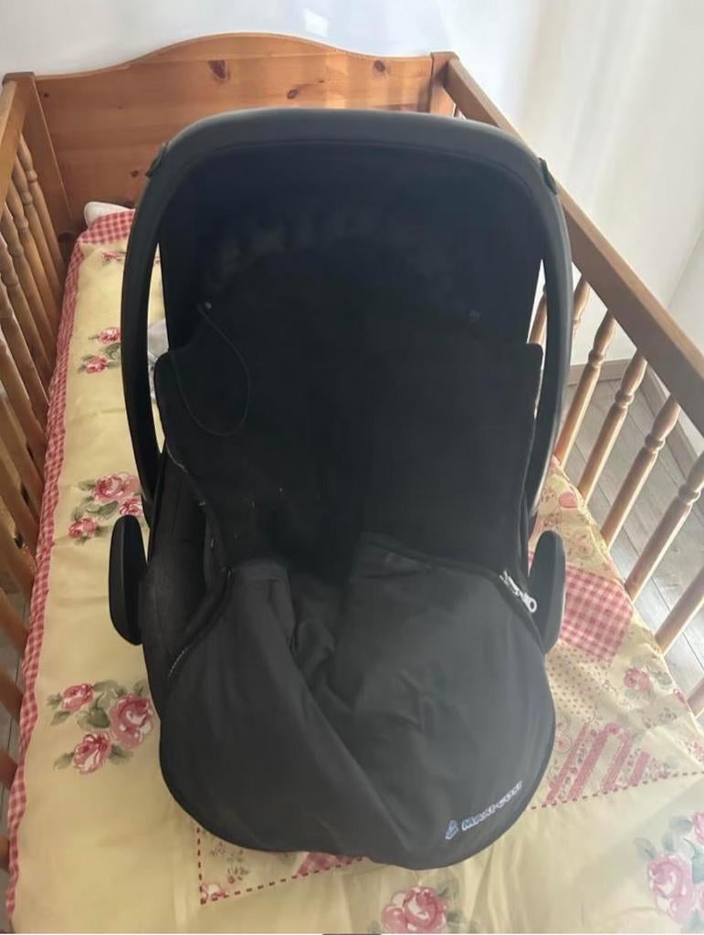 maxi cosi+slaapzakje+beschermhoes+netje, Ophalen