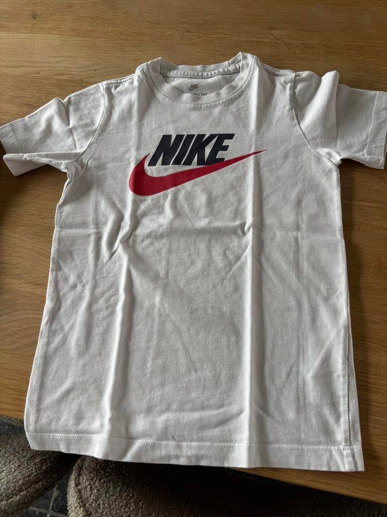 T-shirt Nike enfant 10 ans, Vêtements | Hommes, T-shirts, Enlèvement ou Envoi, Nike, Autres tailles, Porté