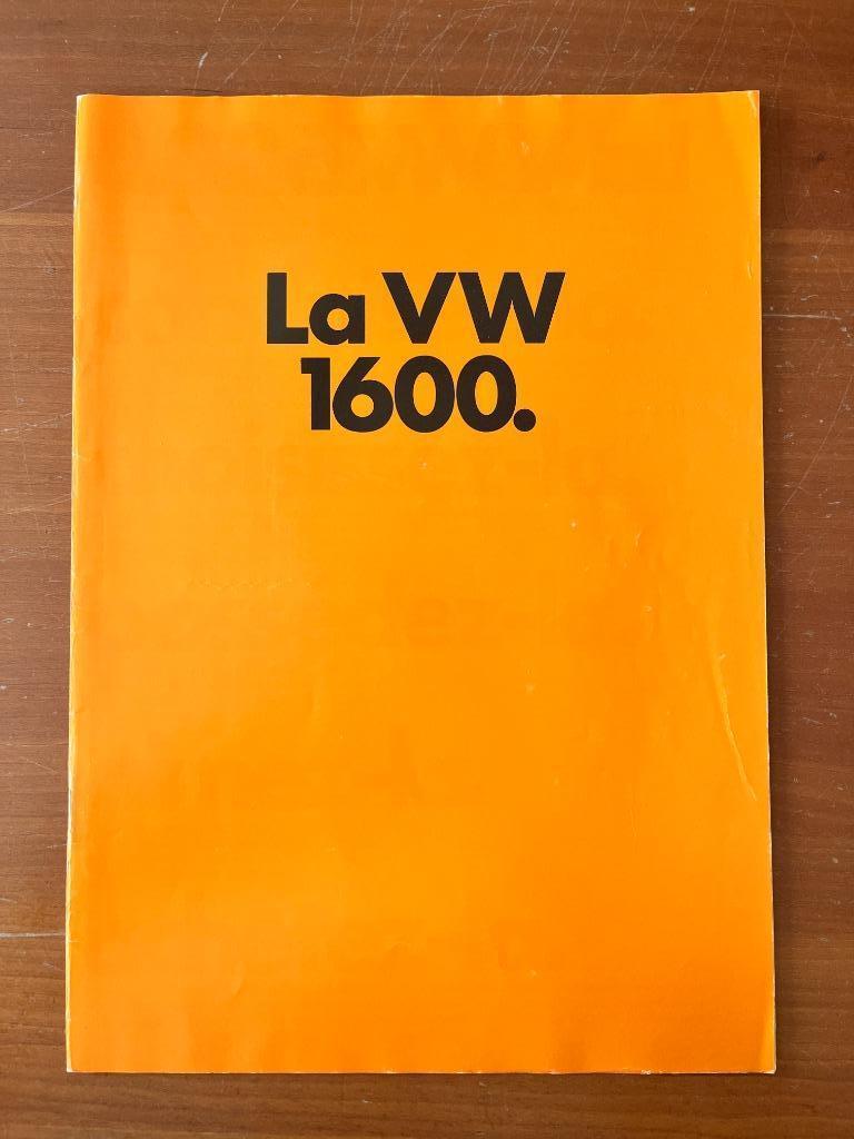 Brochure du marché britannique VW 1600 fastback berline, Livres, Autos | Brochures & Magazines, Comme neuf, Volkswagen, Enlèvement ou Envoi