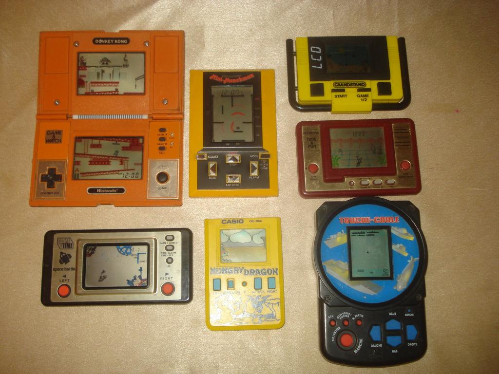 Lot de 7 jeux Electroniques Vintage 80's Game & Watch PacMan, Consoles de jeu & Jeux vidéo, Jeux | Nintendo Game Boy, Utilisé