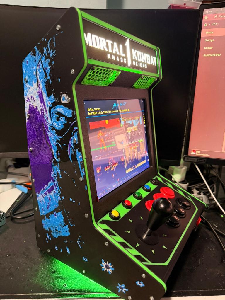 Armoire d'arcade 10 pouces, auto-construite avec pi5, Collections, Machines | Machines à sous, Neuf, Enlèvement ou Envoi