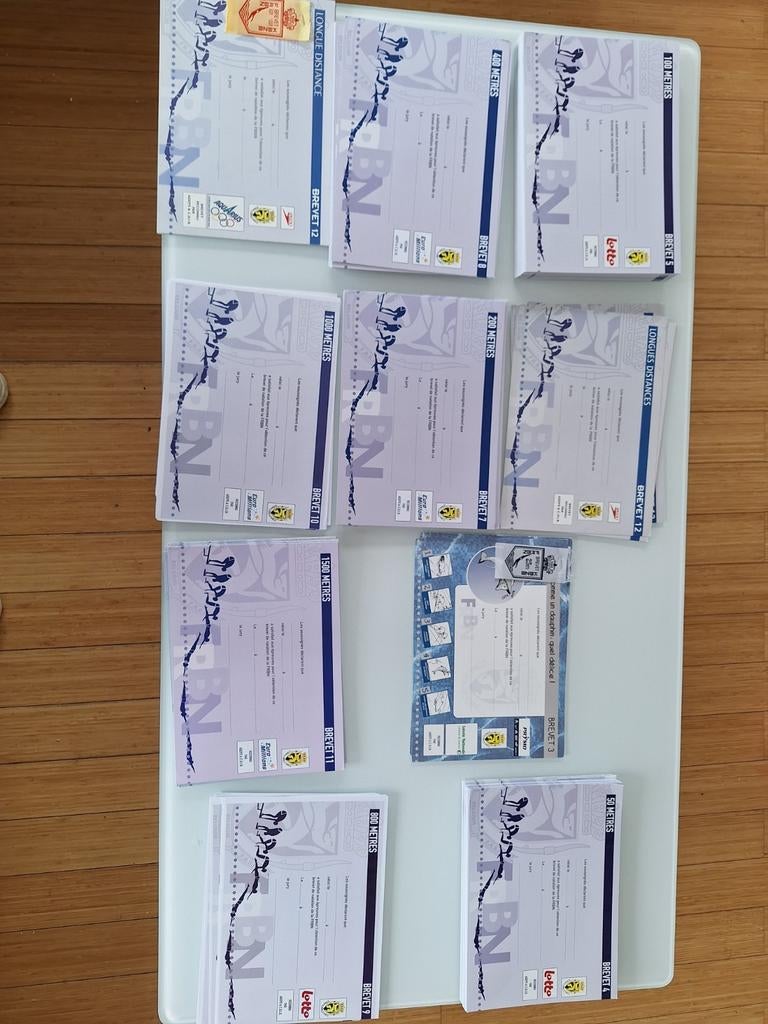 Brevets de natation neufs, Enlèvement ou Envoi, Comme neuf