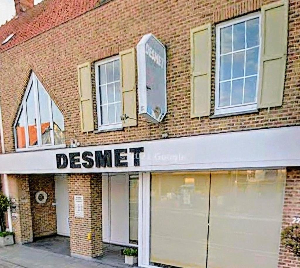 Prachtig zeer groot handelspand + privé woonst te koop 2027, Immo, Op zoek naar een huis