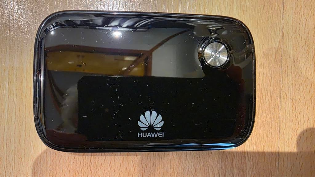 Mobile Hotspot 4g, Ophalen of Verzenden, Zo goed als nieuw