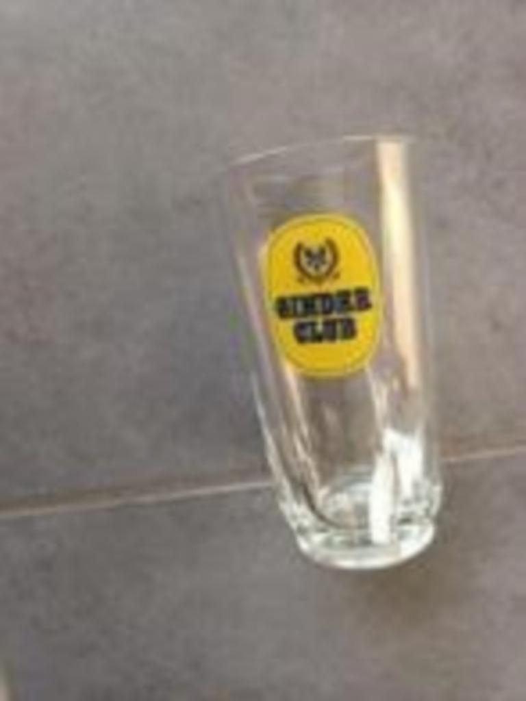 6 glazen Ginder Club, Verzamelen, Ophalen of Verzenden, Zo goed als nieuw, Bierglas