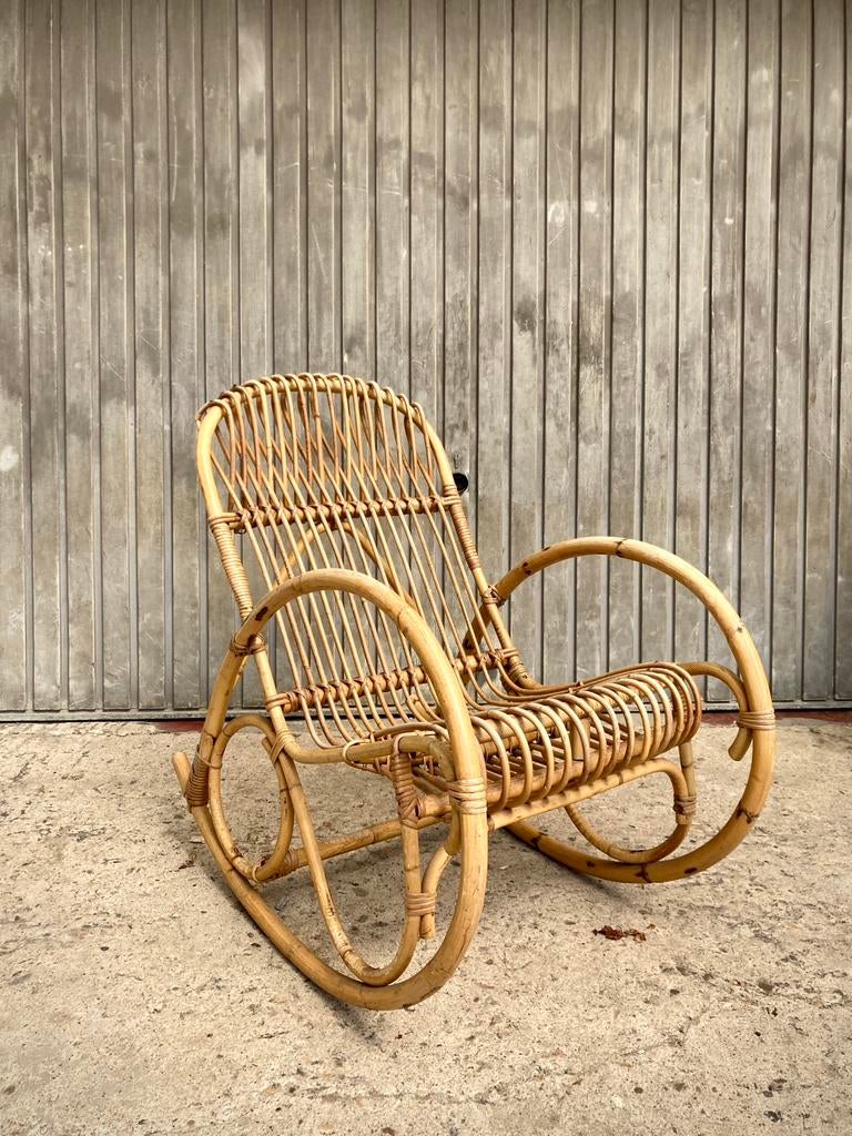 Rotan vintage schommelstoel, Ophalen