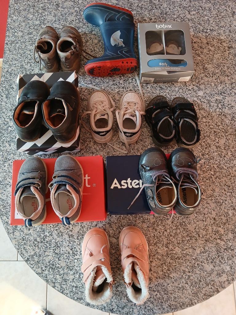 Lot de 9 paires de chaussures taille 22, Enfants & Bébés, Garçon ou Fille, Enlèvement ou Envoi, Utilisé, SuperDry