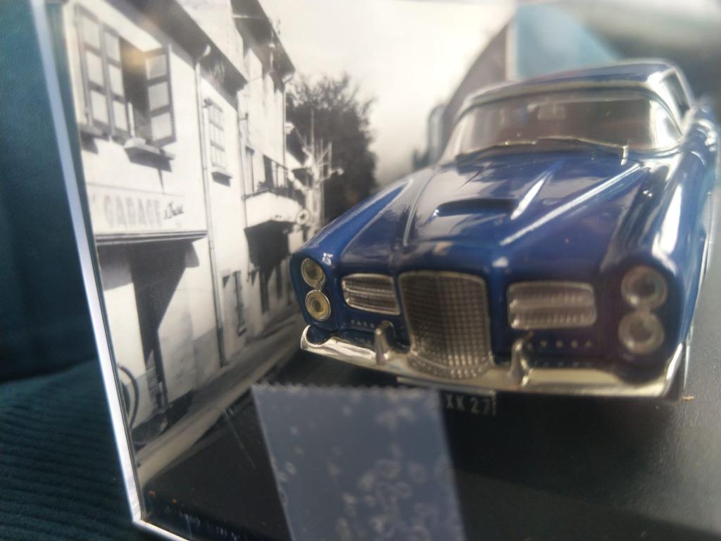 MINIATUUR AUTO 1/43FACEL VEGA / Bieden vanaf 12 euro, Ophalen of Verzenden, Zo goed als nieuw, Auto, Universal Hobbies