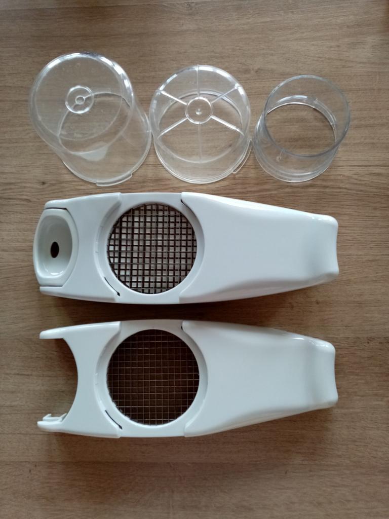 Frietsnijder 5 €, Huis en Inrichting, Ophalen