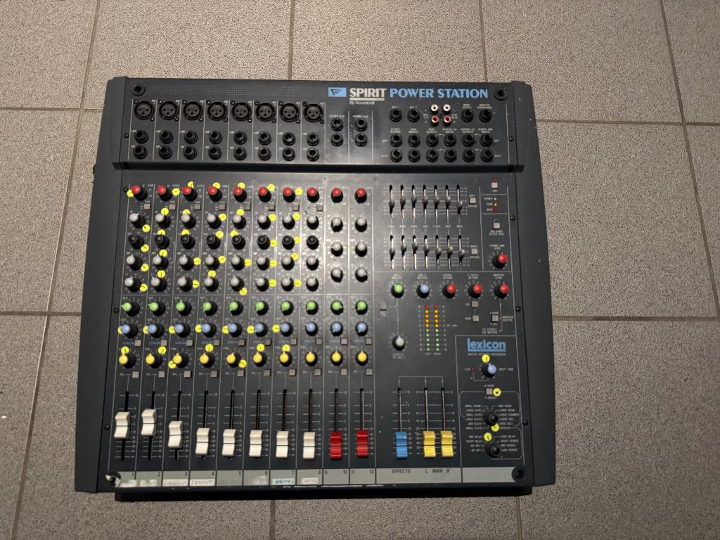 Soundcraft, Musique & Instruments, Tables de mixage, Enlèvement, Utilisé, 5 à 10 canaux
