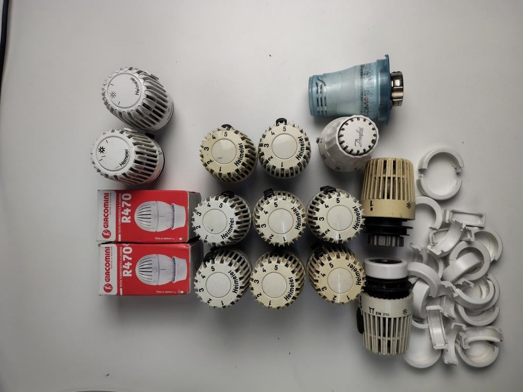 Nieuwe en gebruikte thermostatische koppen voor radiatoren, Gebruikt, Europa, Heimeier, giacomini, Danfoss, comap., Ophalen of Verzenden