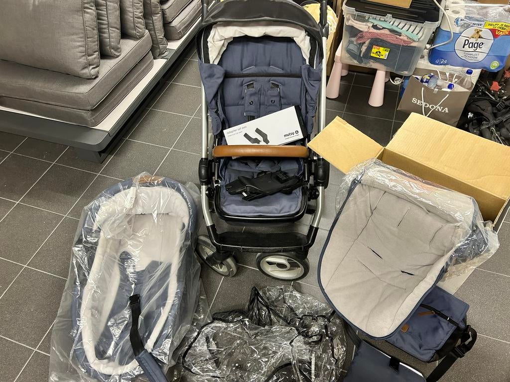 Kinderwagen Mutsy met extra toebehoren, Poussette combi, Avec nacelle, Enlèvement, Utilisé