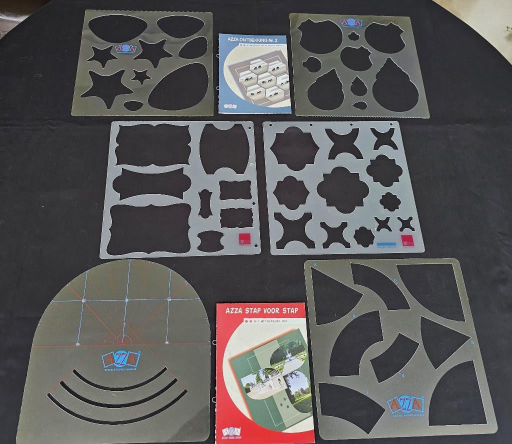 6 sjablonen + 2 voorbeeldenboekjes (serie 4), Hobby & Loisirs créatifs, Scrapbooking, Enlèvement ou Envoi, Comme neuf, Cadre ou Pêle-mêle