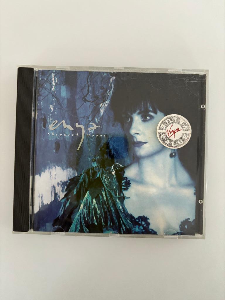 Enya – Shepherd Moons 1991, Ophalen of Verzenden, Gebruikt, Ambiënt of Lounge