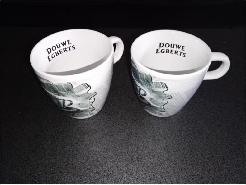 Douwe Egberts - tassen, kommen, blikken dozen enz. 1-3€/stuk, Ophalen of Verzenden, Gebruikt, Gebruiksvoorwerp