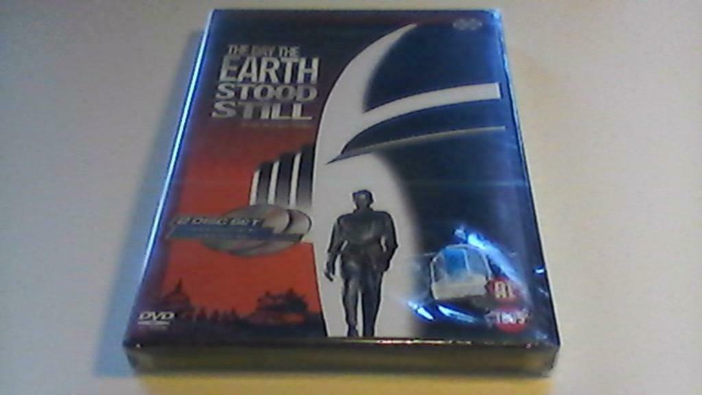 The day the earth stood still / Robert Wise / 2 disc dvd, CD & DVD, DVD | Classiques, Tous les âges, Enlèvement ou Envoi, 1940 à 1960