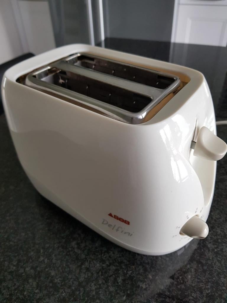 Grille-pain/toaster modèle Delfini, Enlèvement, Utilisé, Ramasse-miettes amovible