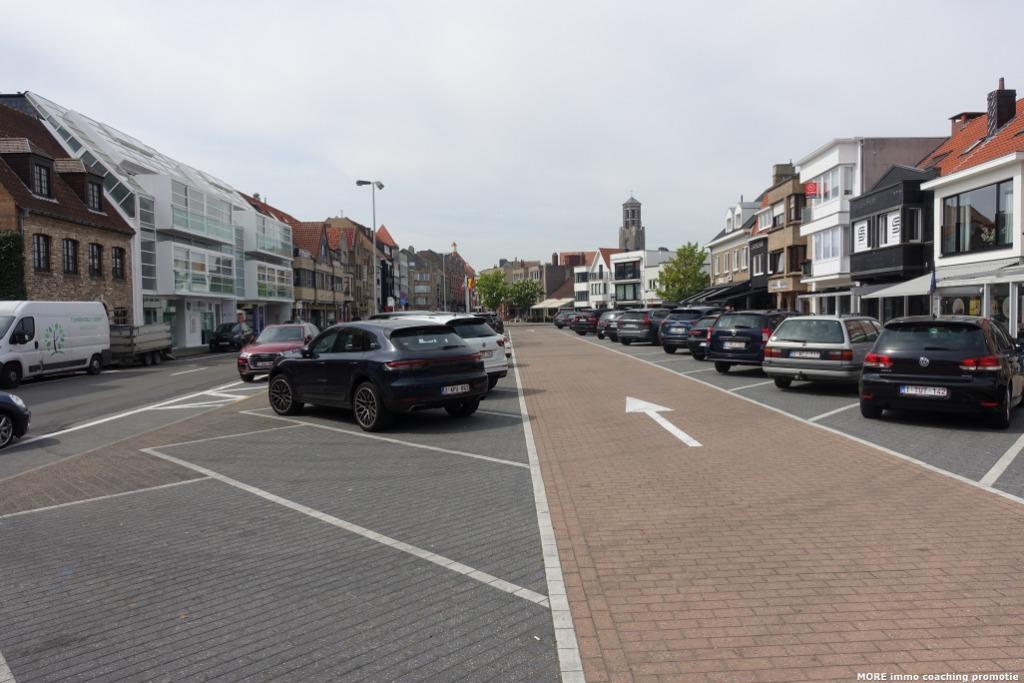 1 MAISON AVEC LOCAL COMMERCIAL A KNOKKE-HEIST, Immo, 231 kWh/m²/an