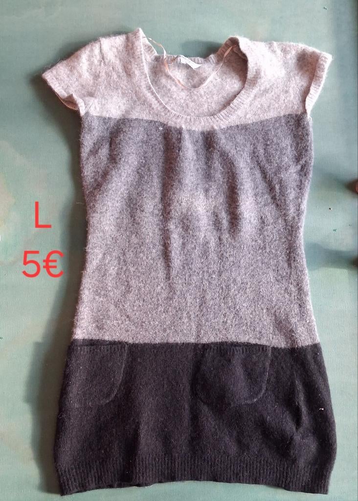 Robe bleue et jaune ou robe grise, Vêtements | Femmes, Enlèvement, Jaune