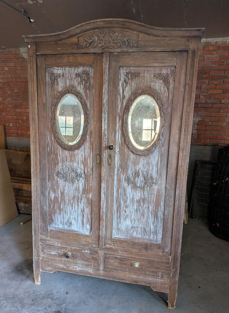 antieke houten kledingkast, Ophalen