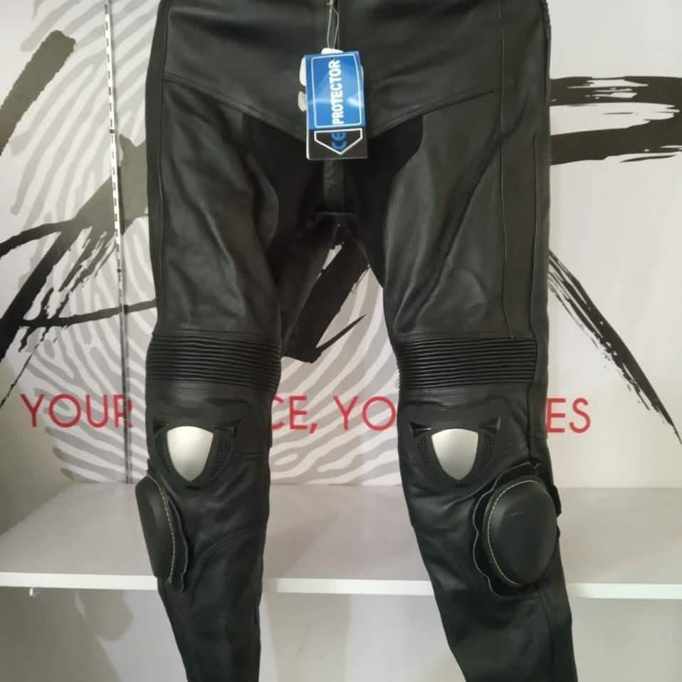 Pantalon de moto en Cuir CE Protecteurs Neuf, Enlèvement ou Envoi, Neuf, avec ticket, Femmes, Pantalon | cuir