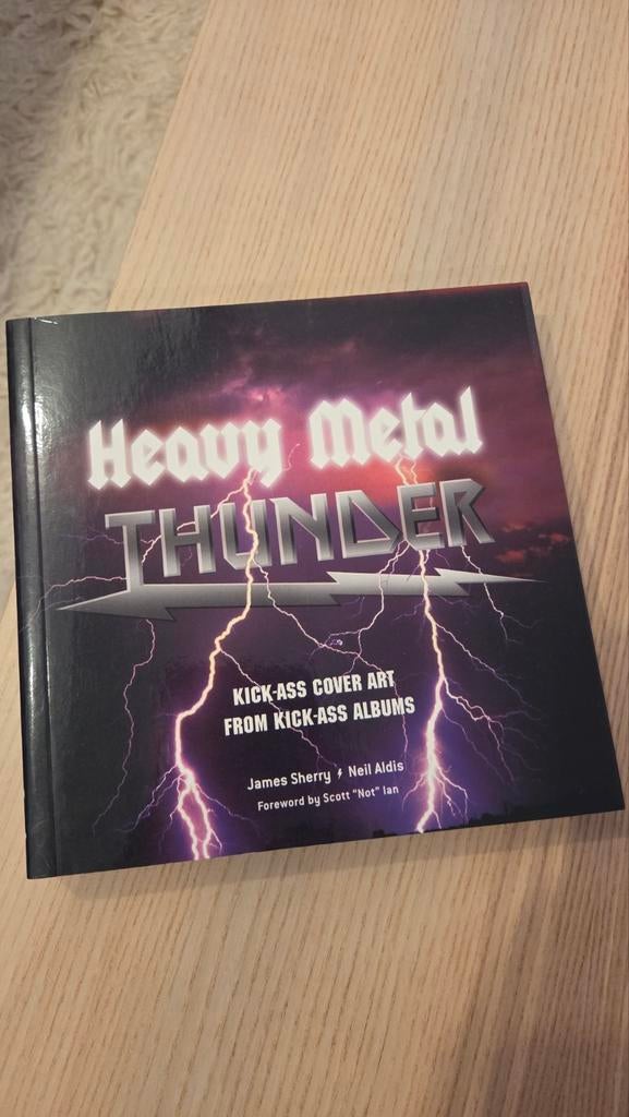 Boek: Heavy Metal Thunder, Boeken, Ophalen
