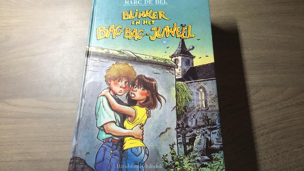 Marc de Bel - Blinker en het BagBag-juweel(x5), Boeken, Fictie algemeen, Marc de Bel, Ophalen of Verzenden, Zo goed als nieuw
